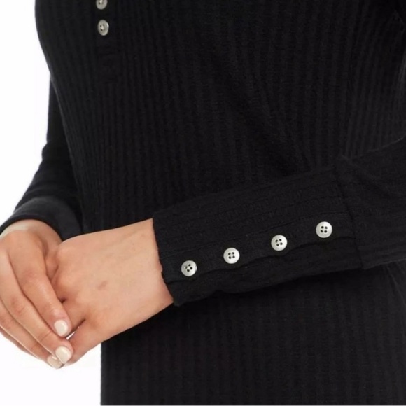 Chaser Thermal Henley V-Neck Waffle Knit Top - Picture 4 of 10